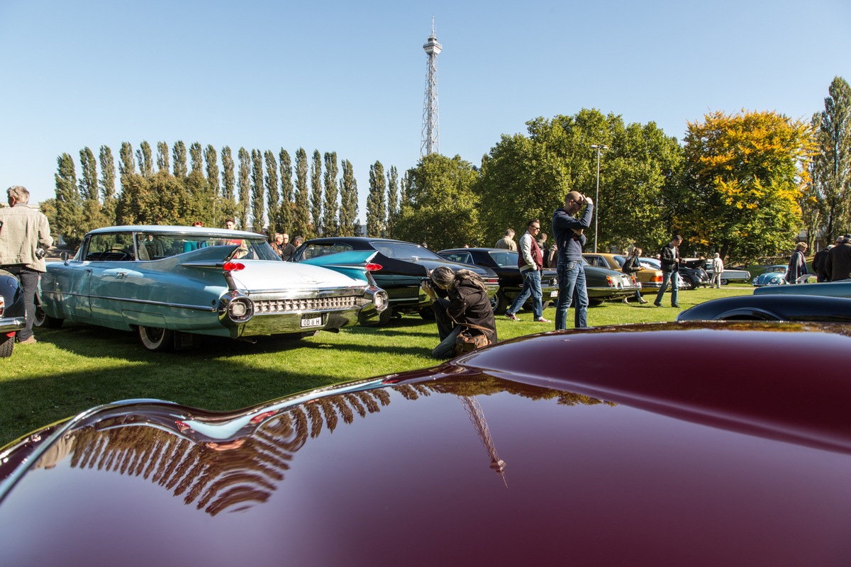 MOTORWORLD Classics Berlin: Fahrzeugmarkt mit Stil und powered by Classic Trader / MOTORWORLD Classics Berlin schafft perfekte Bühne