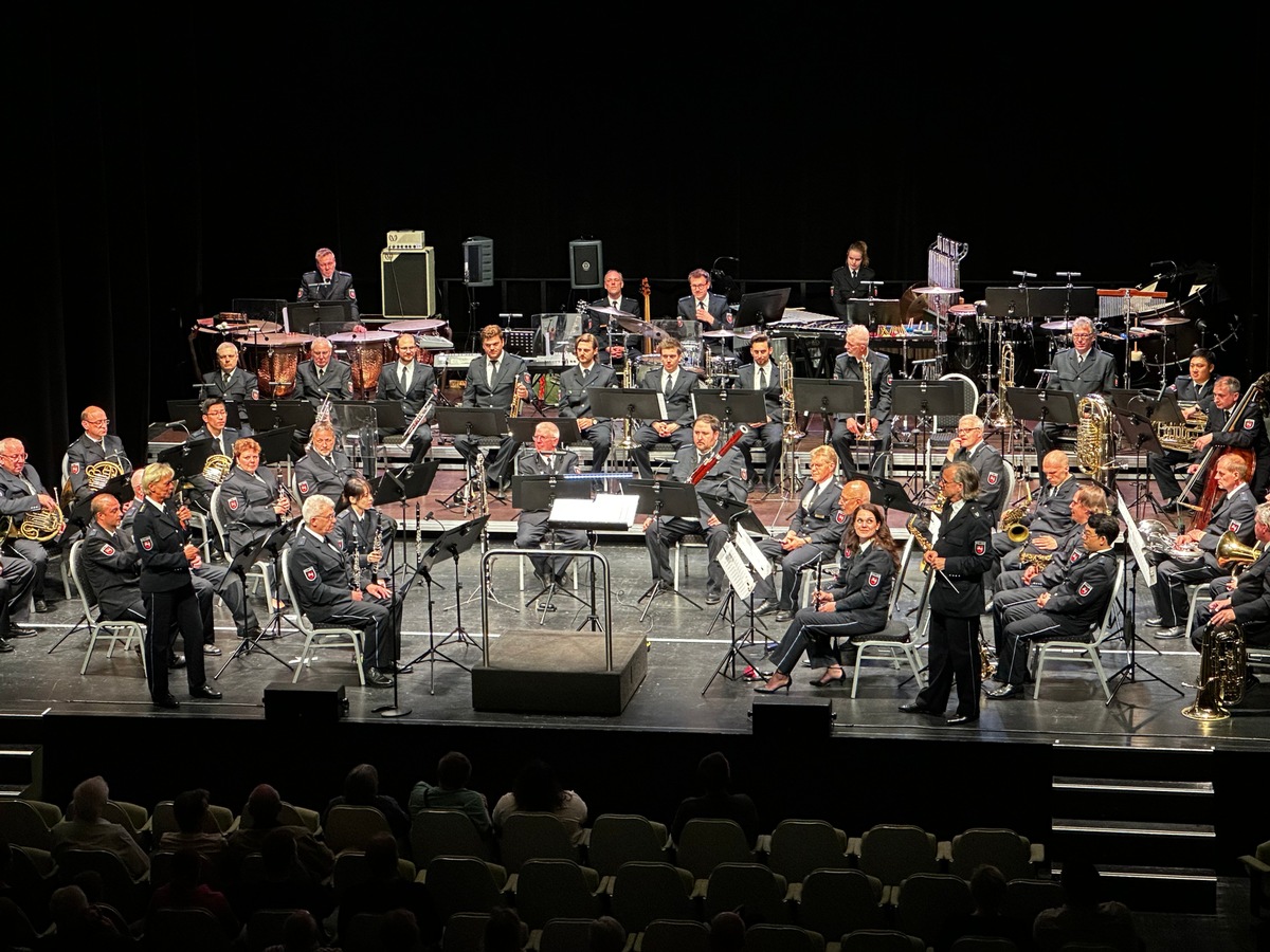 POL-EL: Lingen - Drei Orchester an einem Abend und ein begeistertes Publikum!