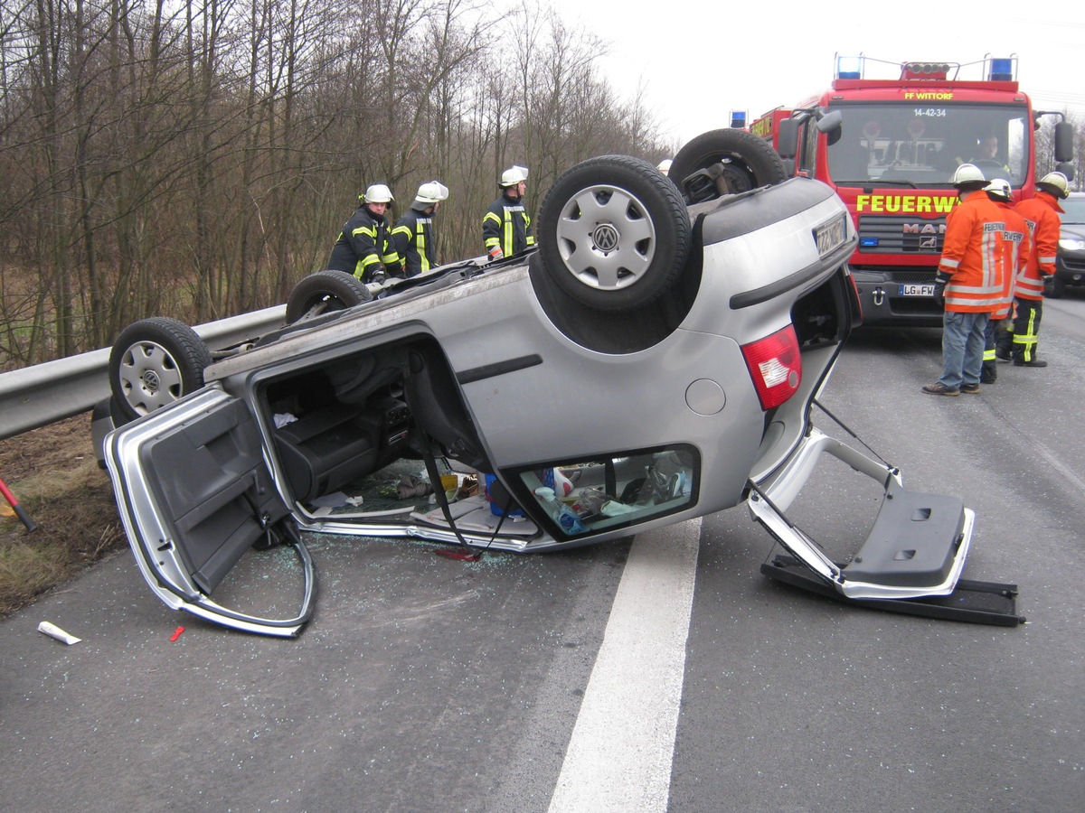 POL-WL: Schwerer Verkehrsunfall auf der A 39