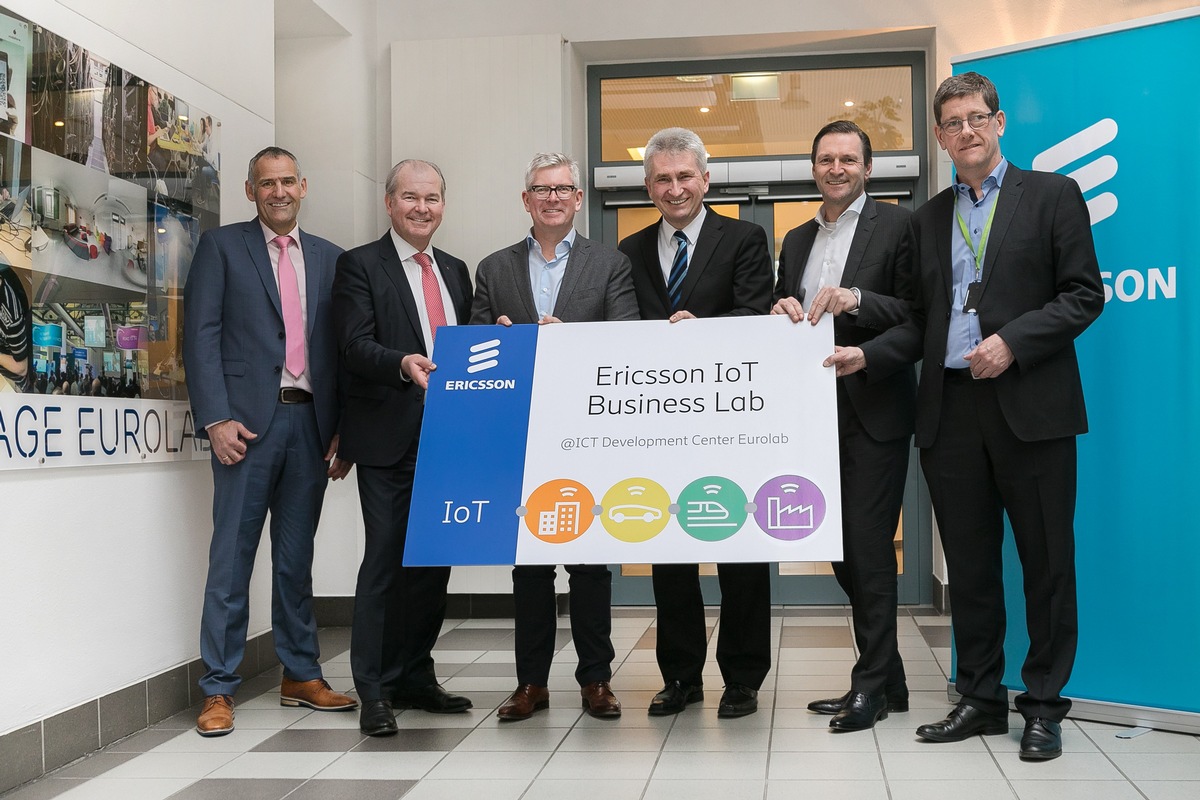 Forschungslabor für das Internet-der-Dinge / NRW-Wirtschaftsminister Pinkwart eröffnet Ericsson IoT Business Lab in Aachen (FOTO)