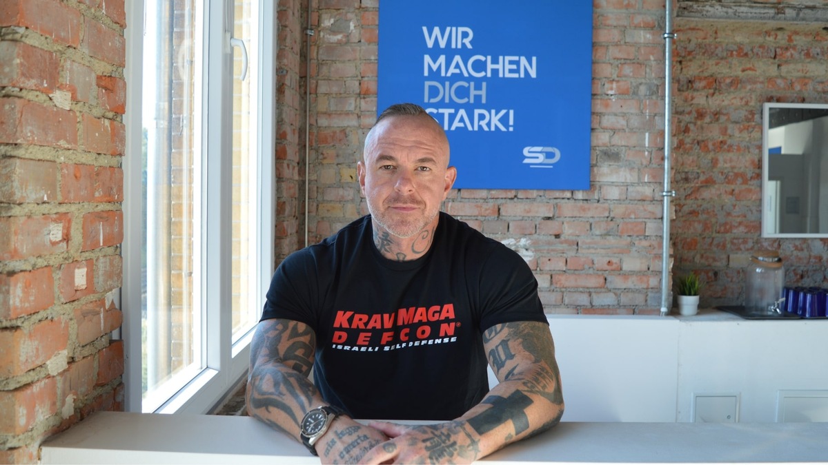 Rocco Mauro von der Sportschule DEFCON® Leipzig: Körperliche Fitness, mentale Stärke und ein hohes Maß an Lebensqualität für Groß und Klein