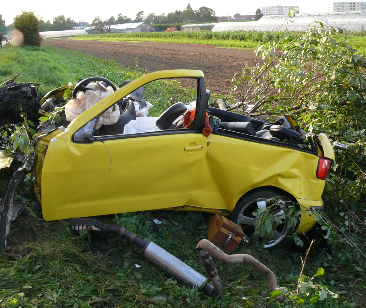 POL-DN: Verkehrsunfall mit Todesfolge