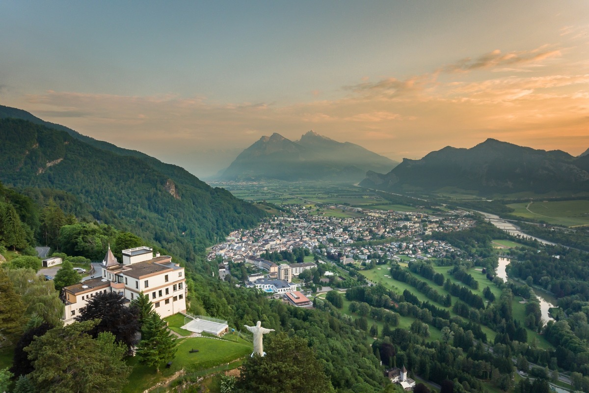 Medienmitteilung: Programm des 12. Nationalen Wandertages der &quot;Schweizer Familie&quot; steht