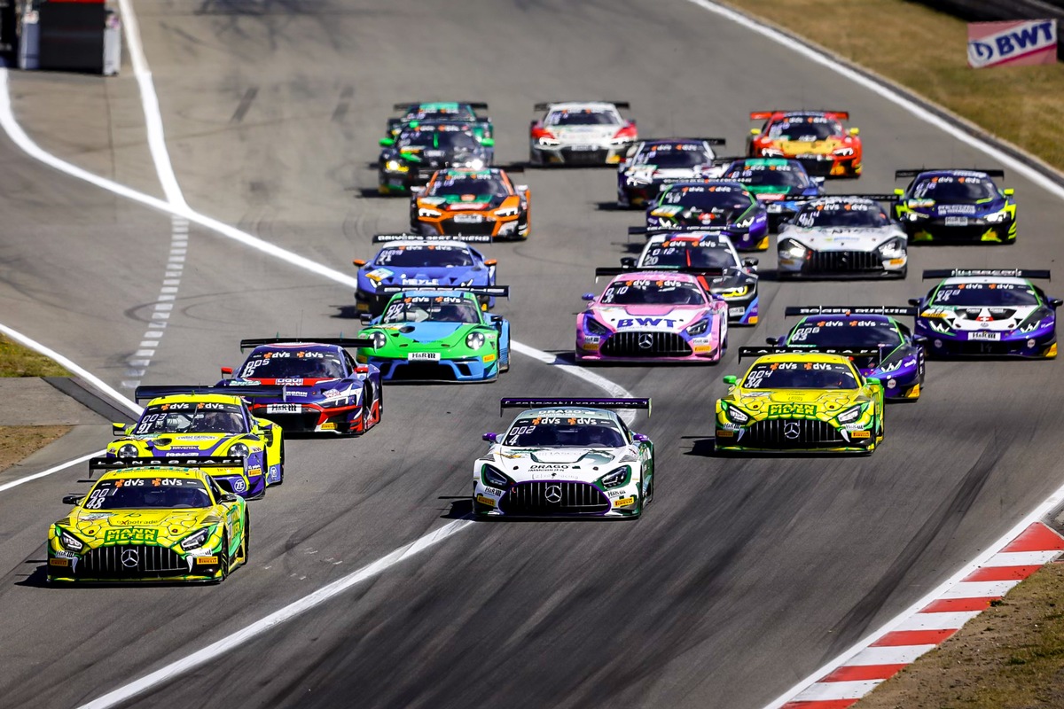 Im ADAC GT Masters beginnt auf dem DEKRA Lausitzring die heiße Meisterschaftsphase