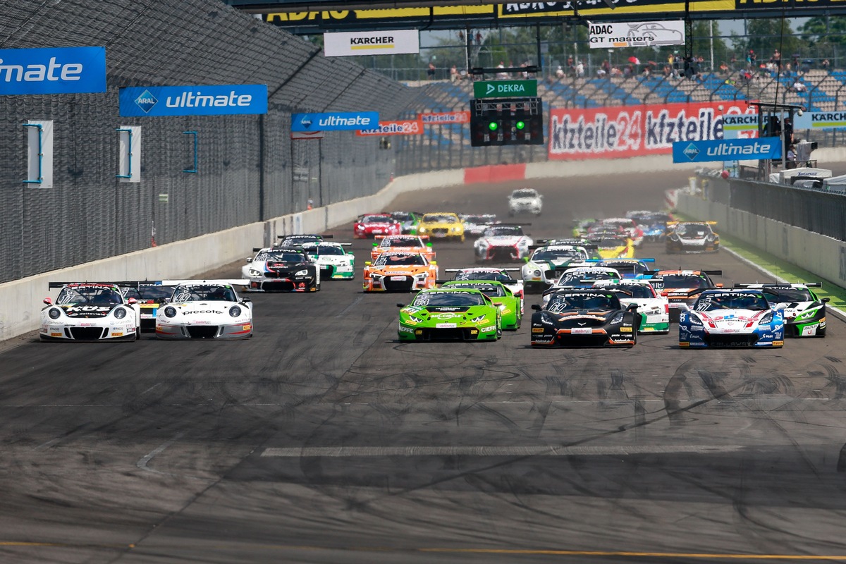 Corvette-Doppelsieg im ADAC GT Masters beim Motorsport Festival Lausitzring