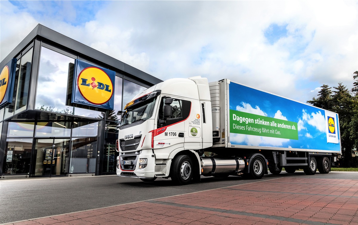 Für mehr emissionsarme Mobilität: Lidl weitet Test mit LNG-LKW aus (FOTO)