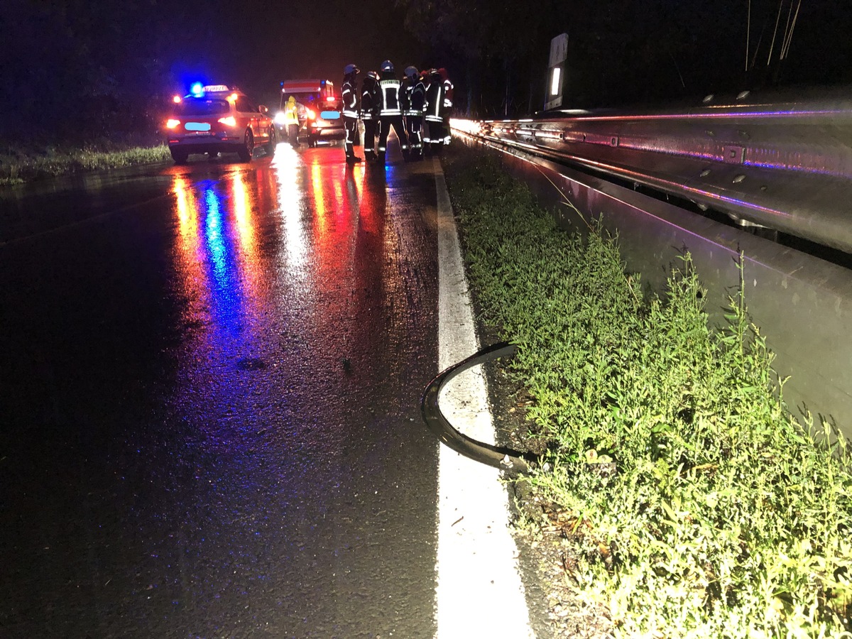 POL-PDWIL: Fahrer verstirbt am Unfallort