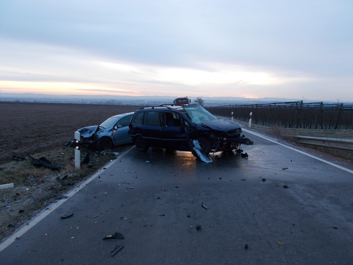 POL-PDNW: Verkehrsunfall mit zwei Verletzten.