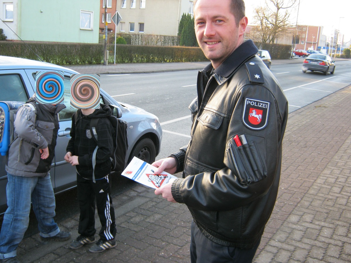 POL-STH: Verkehrskontrolle vor der Sonnenbrinkschule