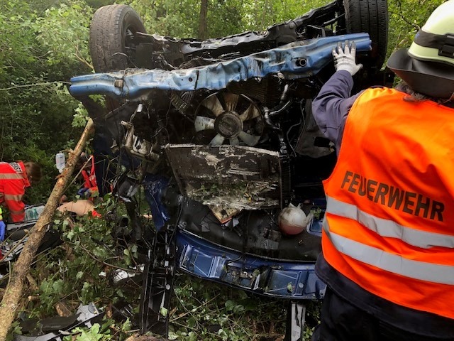 POL-PDLD: Unfall auf der A 65