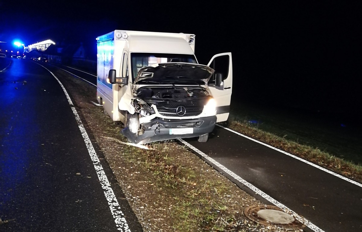 FW-EN: Verkehrsunfall auf dem Wengeberg