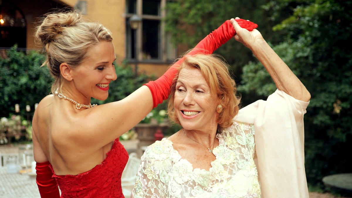 &quot;Marie räumt auf&quot; / &quot;Herzkino&quot;-Tragikomödie mit Tanja Wedhorn und Gaby Dohm im ZDF (FOTO)