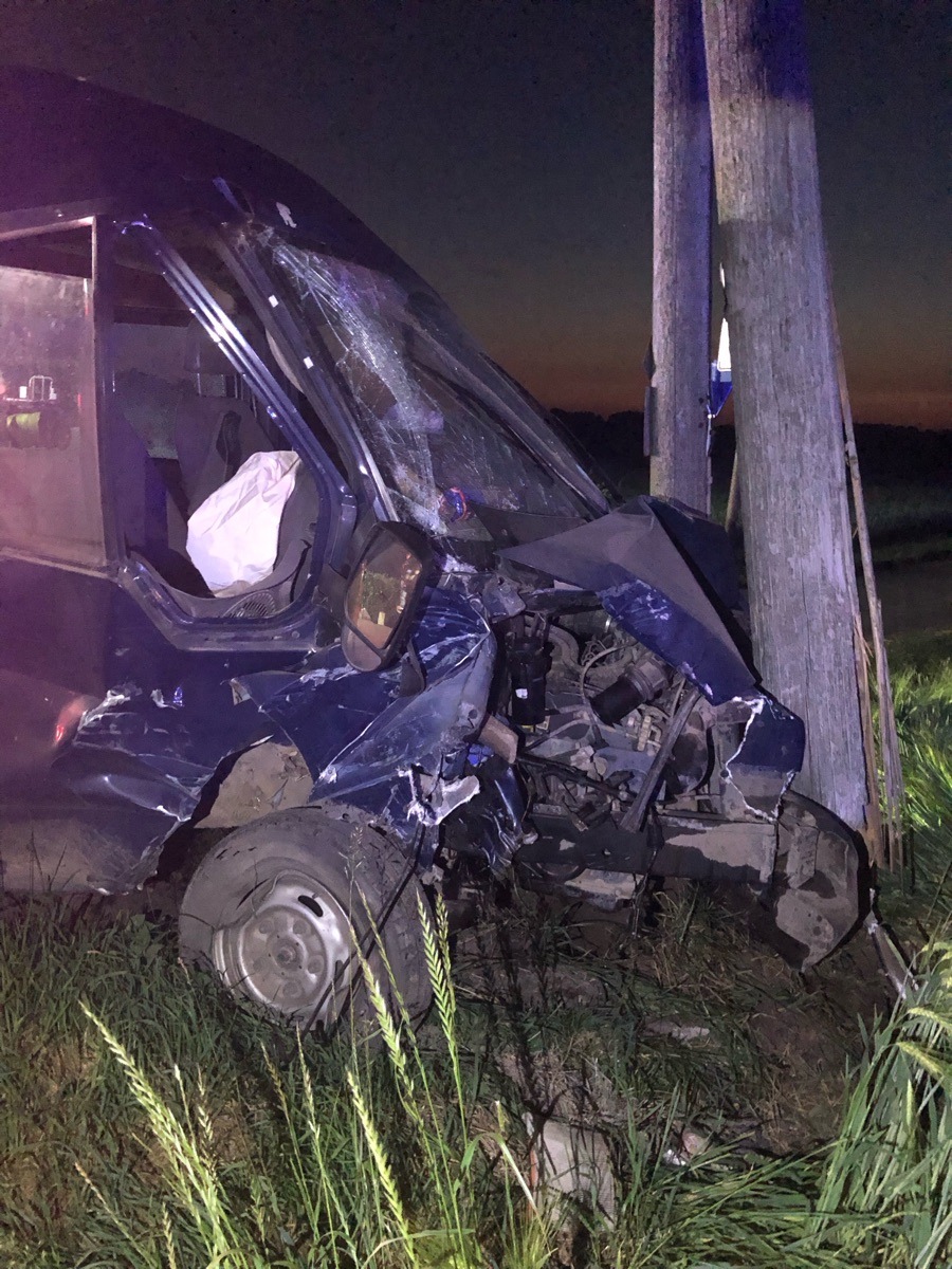 POL-NE: Strommast bei Unfall beschädigt - Unfallverursacher alkoholisiert