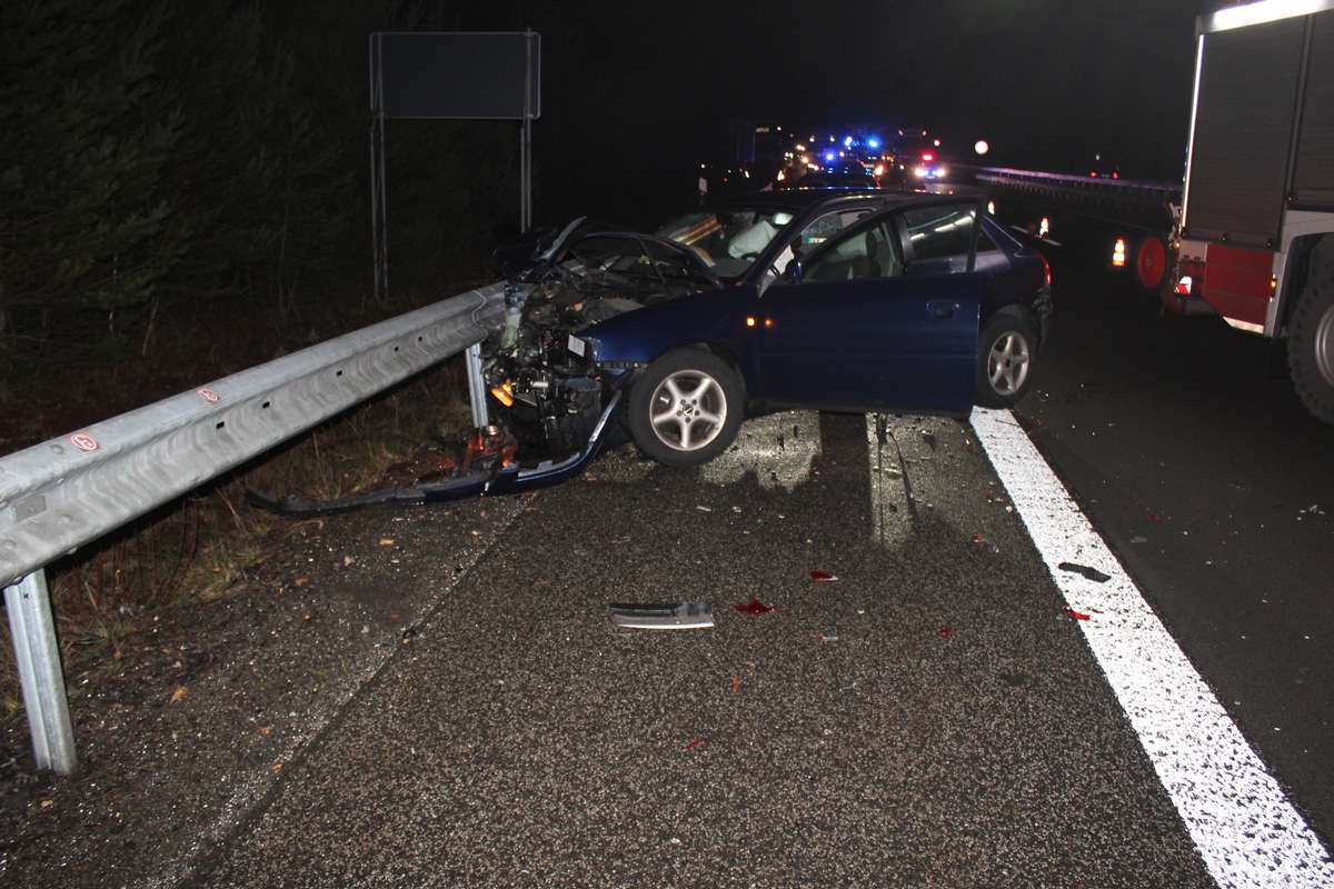 POL-PDKL: A63/Kaiserslautern, Auffahrunfall mit vier Verletzten - Zeugen gesucht (FOTO)