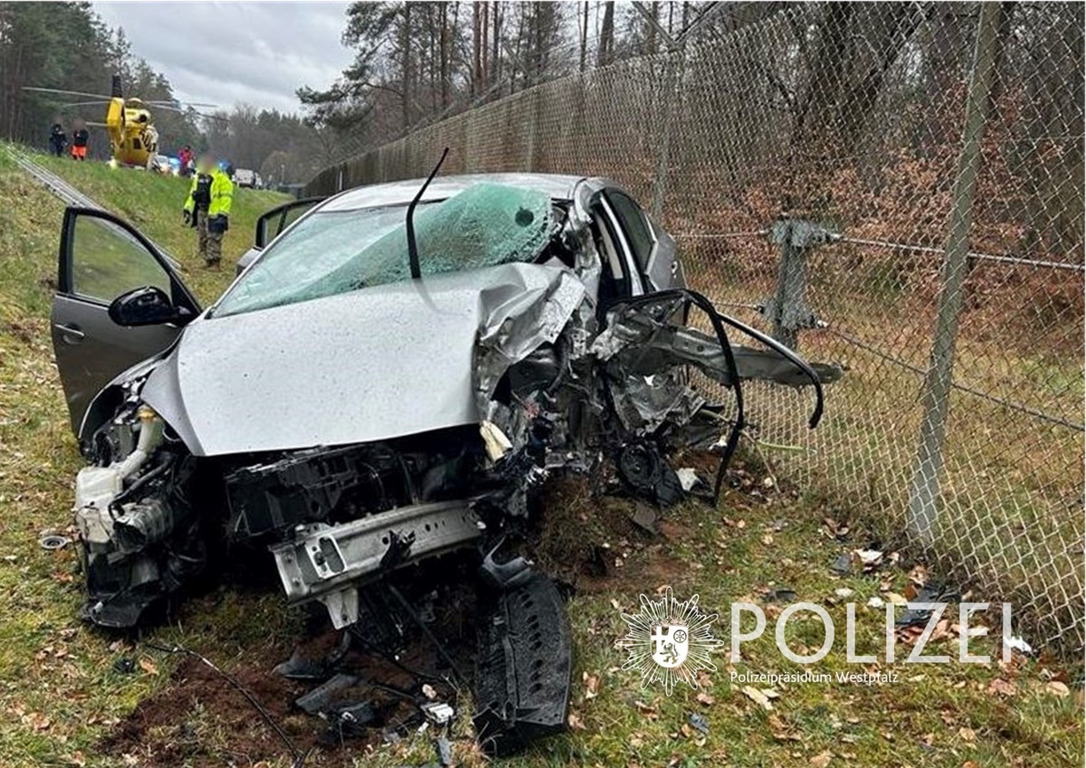 POL-PPWP: Frau bei Unfall schwer verletzt