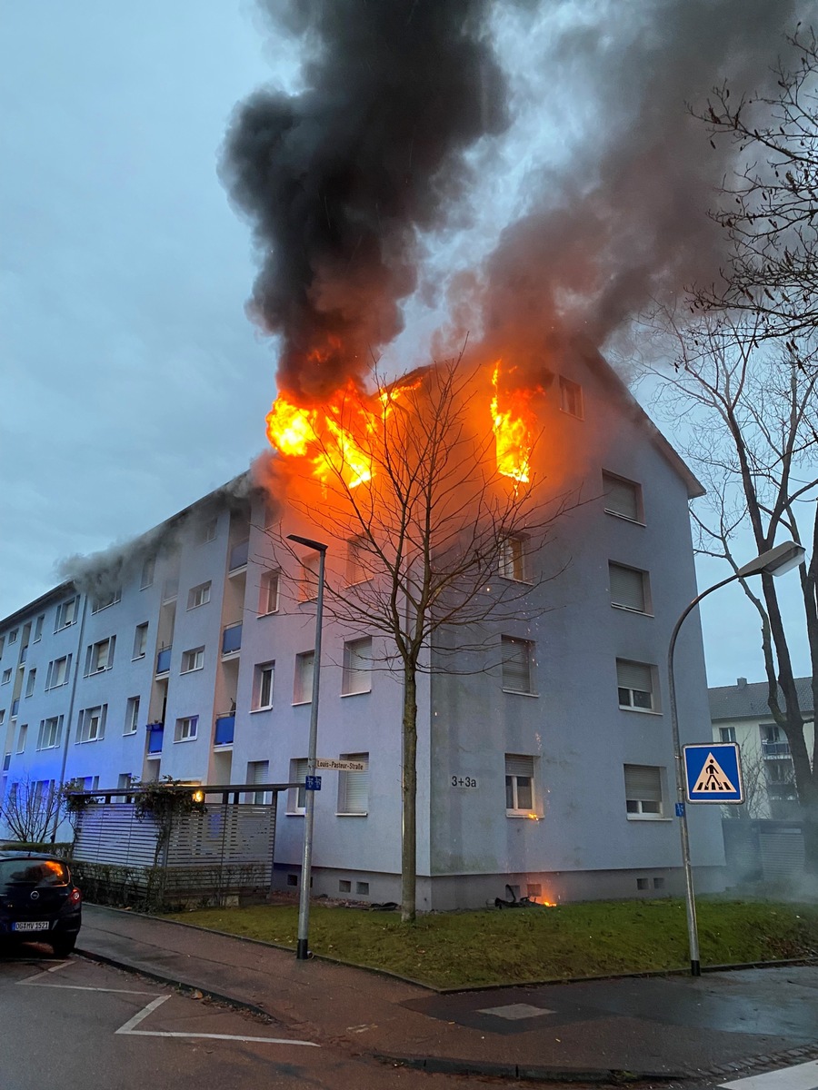 FW-OG: Wohnungsbrand mit Menschenrettung im Offenburger Osten