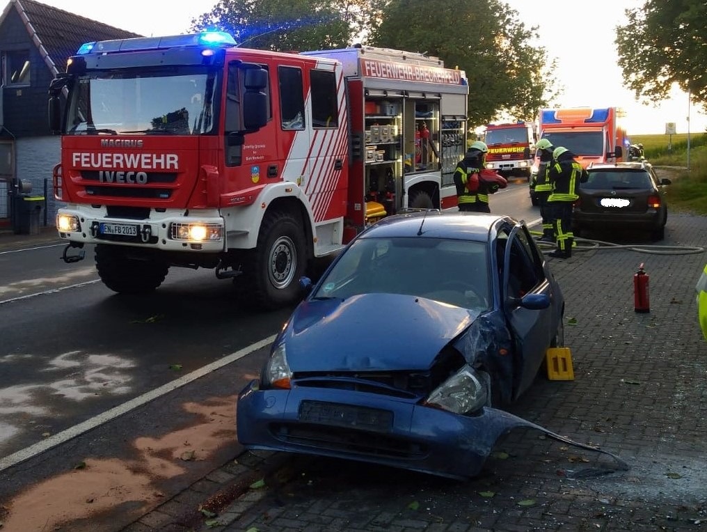 FW-EN: Verkehrsunfall mit Verletzten