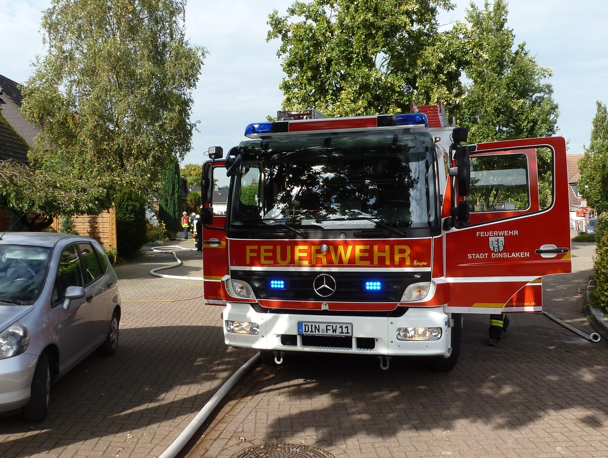 FW Dinslaken: Kellerbrand auf der Luchsstraße