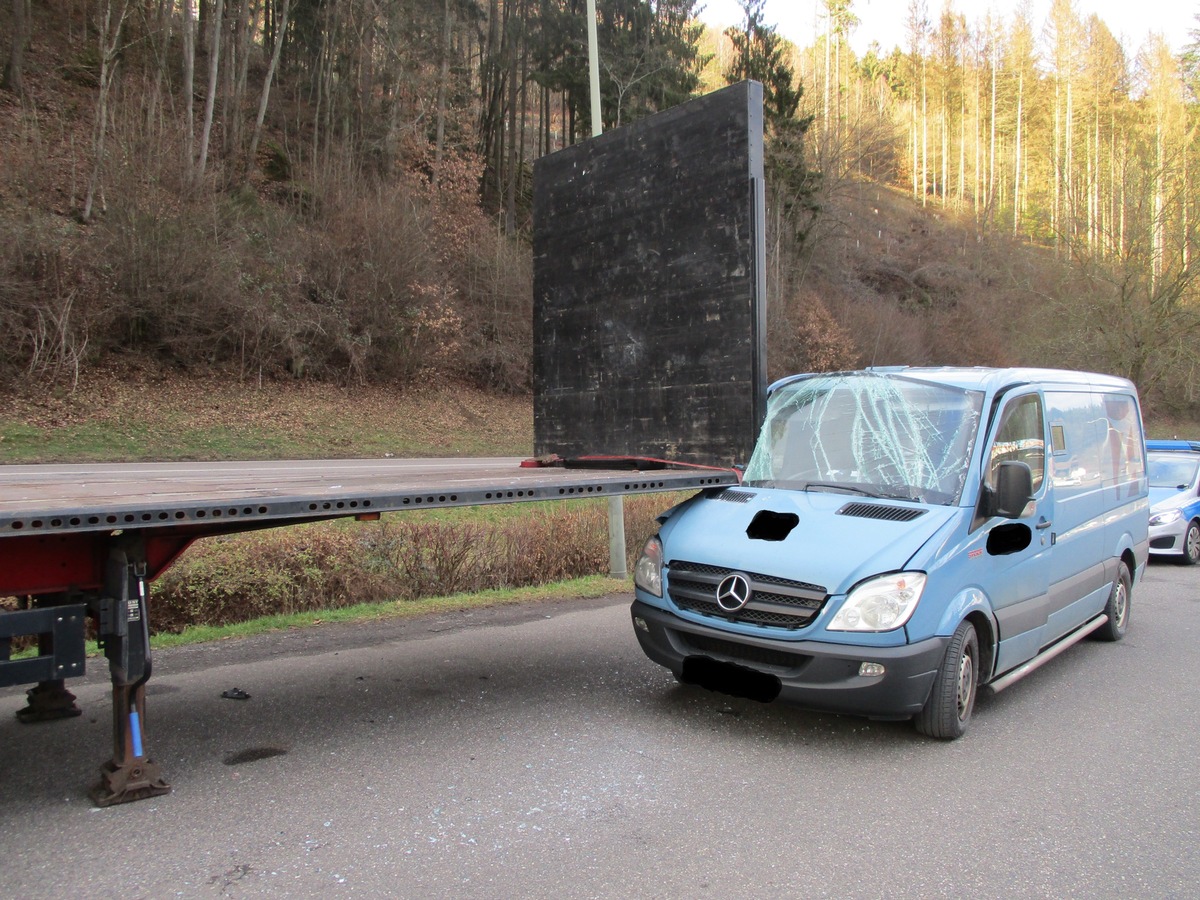 POL-PDPS: Glück im Unglück