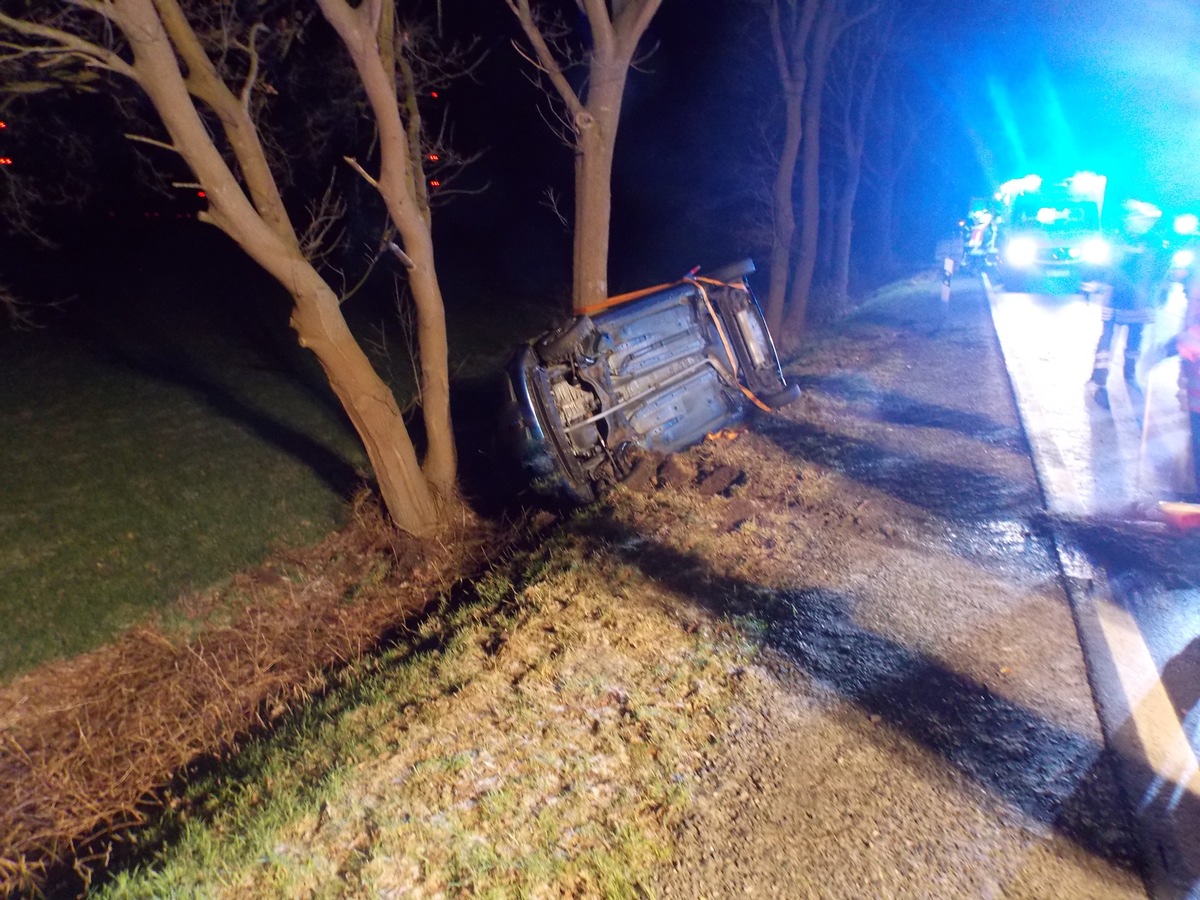 POL-CUX: +++ Unfall mit einer Schwerverletzten in Geestland +++