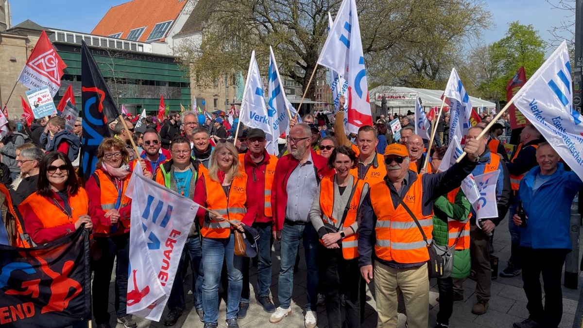 EVG am 1. Mai: Wer das Streikrecht antasten will, gefährdet den sozialen Frieden!