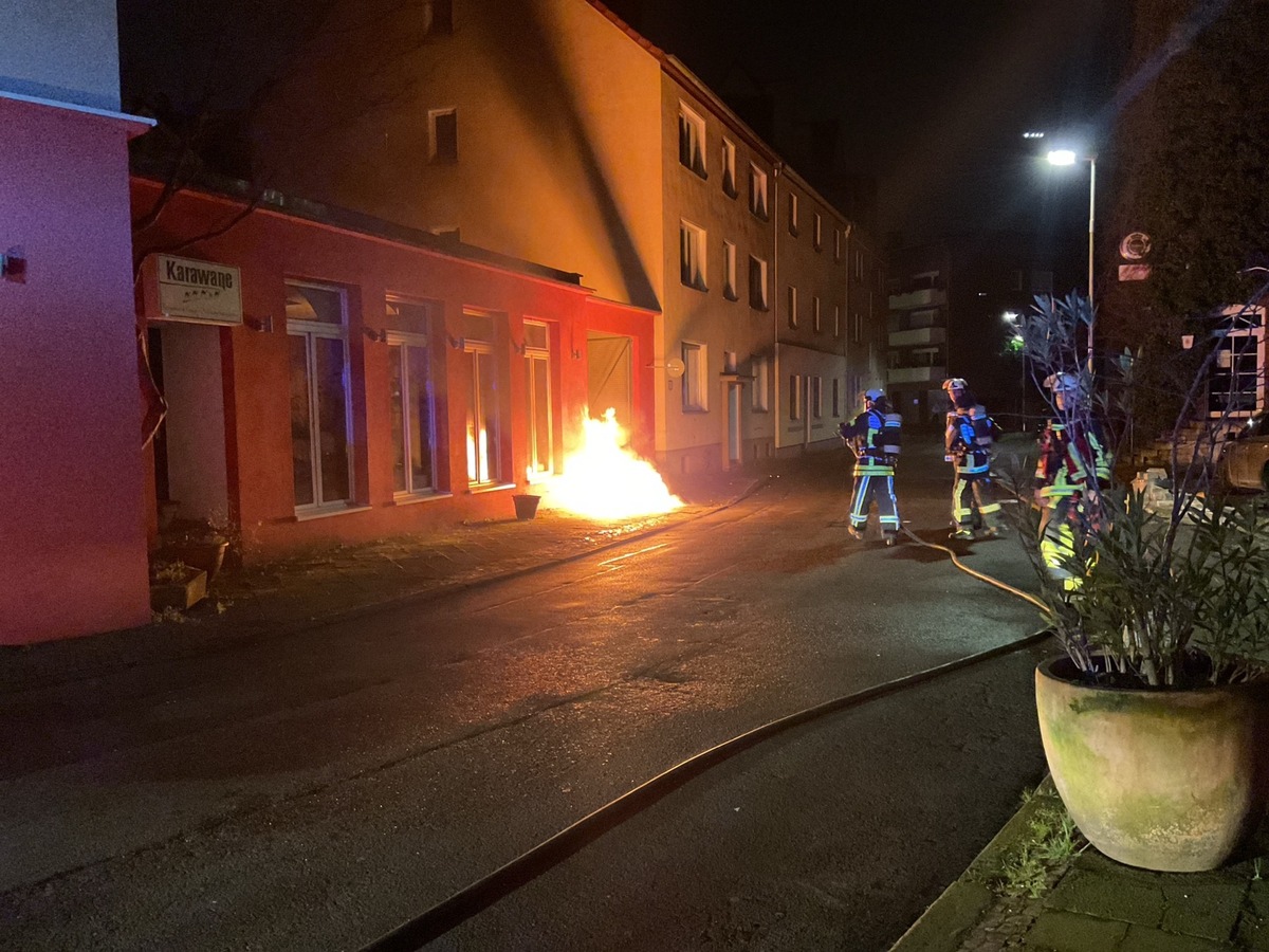 FW-BO: Brand an Eisdiele am Dr.-Ruer-Platz erfolgreich gelöscht