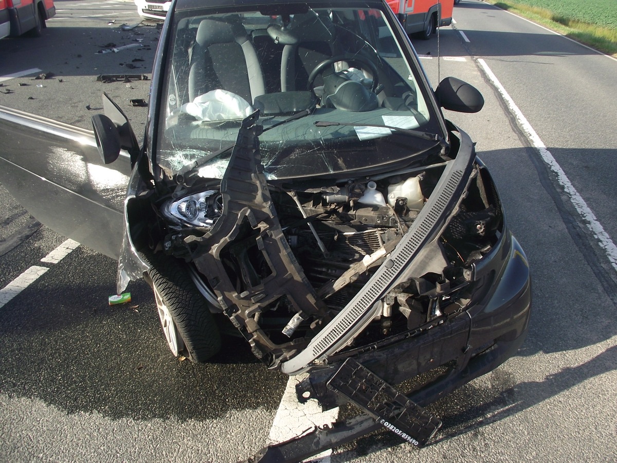 POL-HST: Schwerer Verkehrsunfall auf der B 105 bei Ribnitz-Damgarten