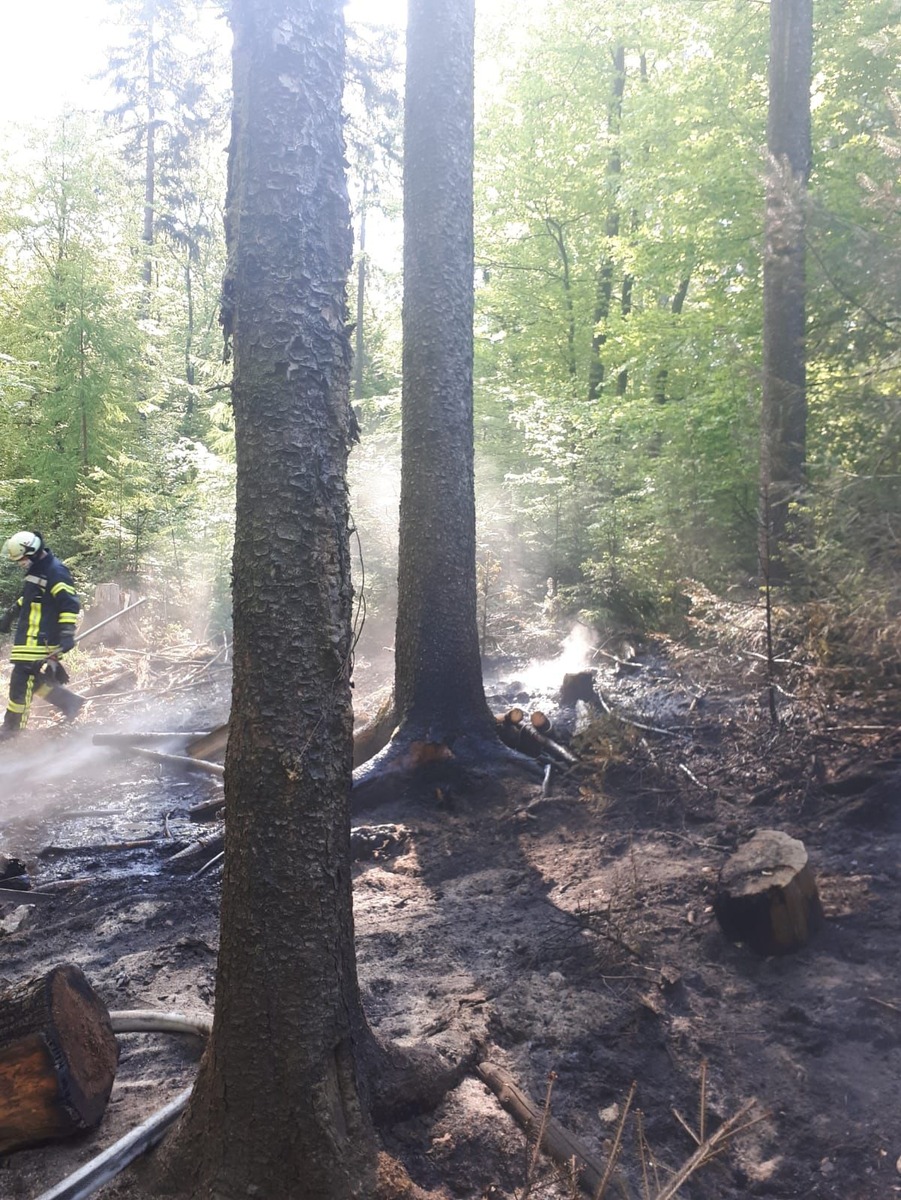 POL-MTK: Pressemitteilung der Polizeidirektion Main-Taunus für Samstag, den 25.04.2020