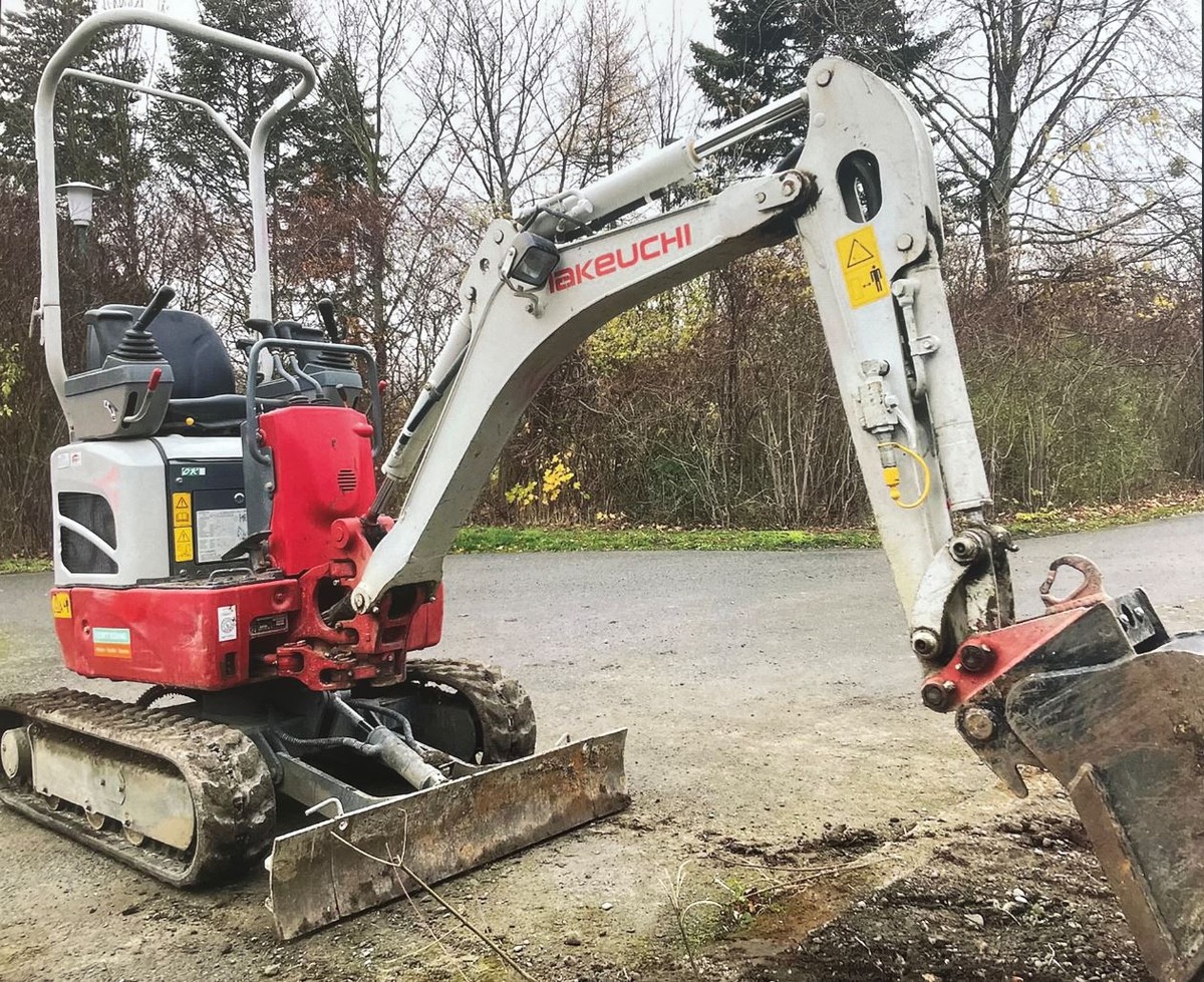 POL-HI: Diebe entwenden Mini-Bagger von Baustelle in Drispenstedt