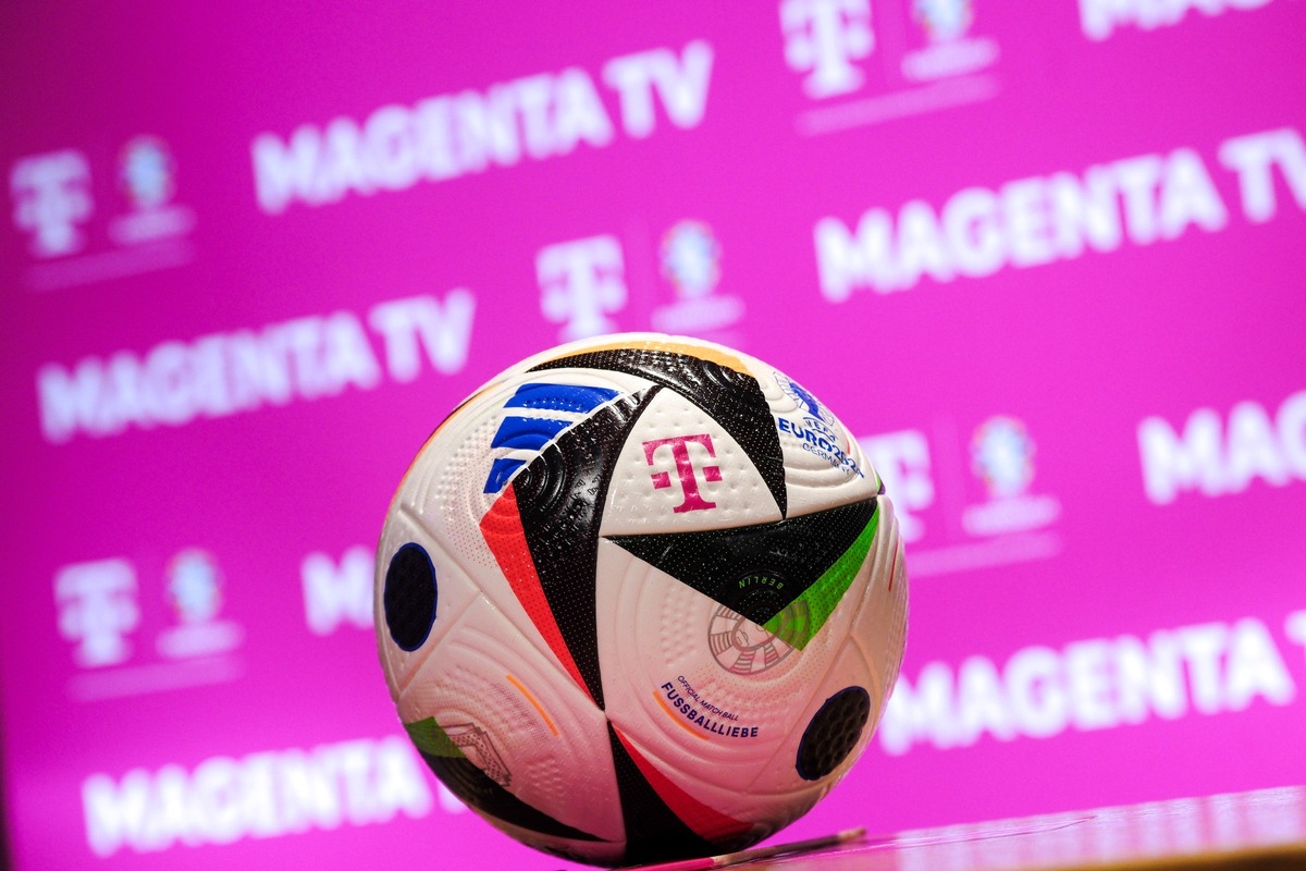 UEFA EURO 2024 TM: Telekom präsentiert MagentaTV Team