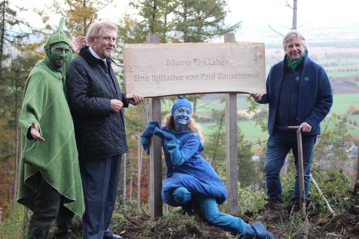 Erfolgreicher Abschluss des Projekts &quot;Bäume fürs Leben&quot; von Paul Gauselmann / Insgesamt wurden 97.416 Bäume deutschlandweit gepflanzt