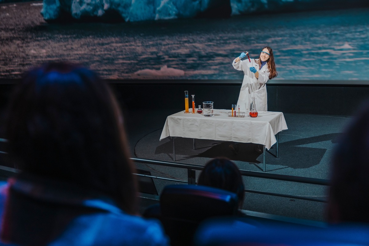 Einladung zur Premiere des neuartigen Bildungsformates - Kino macht klug!