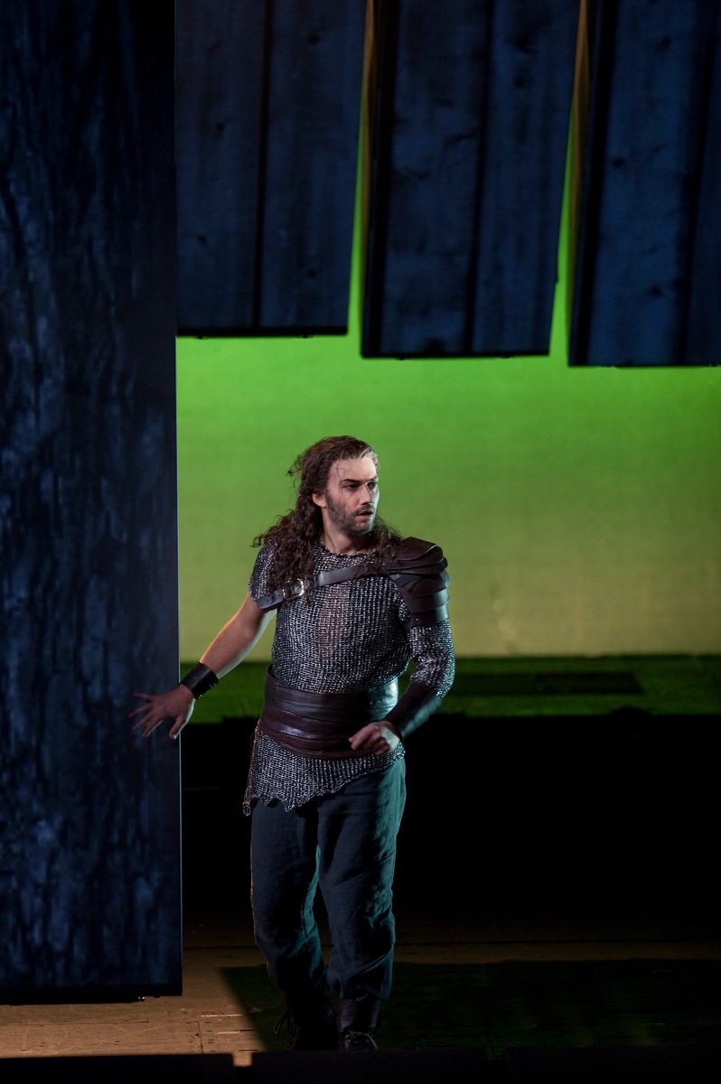 Jonas Kaufmanns &quot;Siegmund&quot;-Debut in DIE WALKÜRE am 14.05. live im Kino / Auftakt Saison 2011/2012 mit Anna Netrebko in ANNA BOLENA (mit Bild)