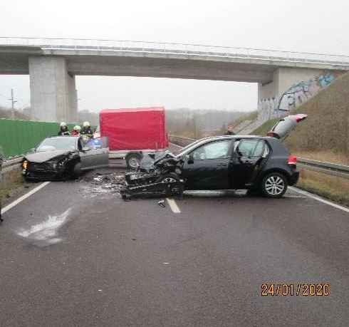 POL-WOB: Danndorf - Schwerer Verkehrsunfall auf der B 188