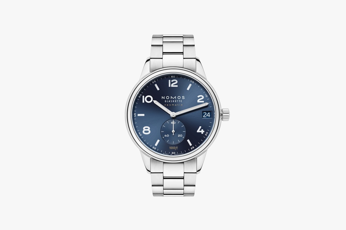 The new NOMOS model Club Sport blue