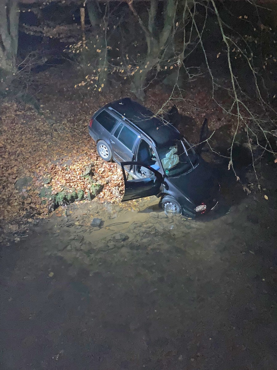 POL-ME: Unter Drogeneinfluss Unfall gebaut und abgehauen: Polizei stellt 36-jährigen Düsseldorfer - Hilden - 2111140