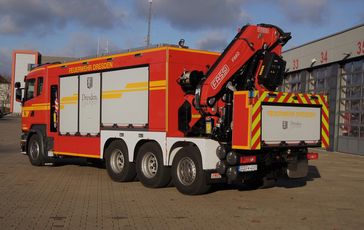 FW Dresden: Information zum Einsatzgeschehen der Feuerwehr Dresden vom 22. April 2021