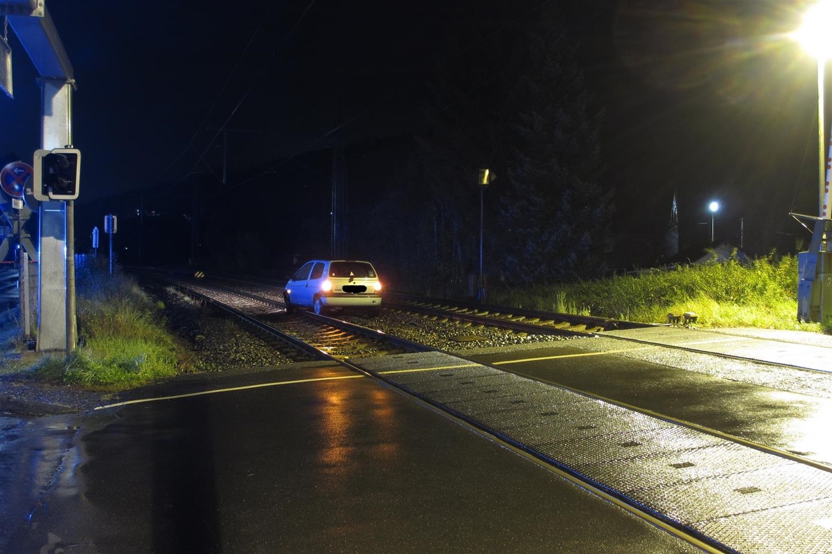 POL-PDNR: Interessanter Verkehrsunfall mit Sachschaden