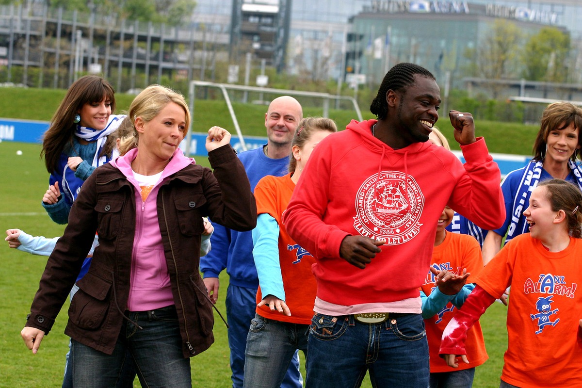 &quot;Tanzalarm!&quot; auf dem Eis und auf Schalke / Neue Folgen der Vorschulreihe zeigt der KI.KA ab 2. Juni