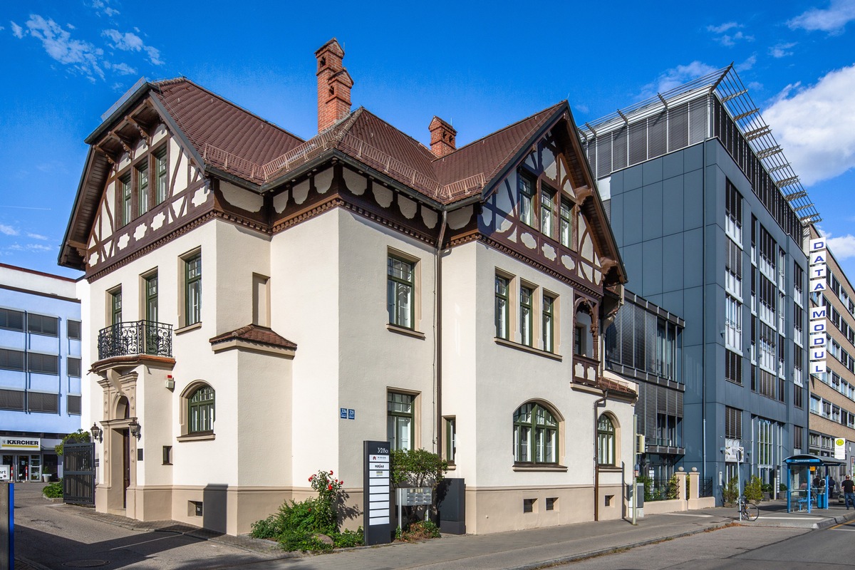 Malereibetrieb Sammer: 100 Jahre Münchner Handwerkstradition für perfekte Innen- und Fassadengestaltung