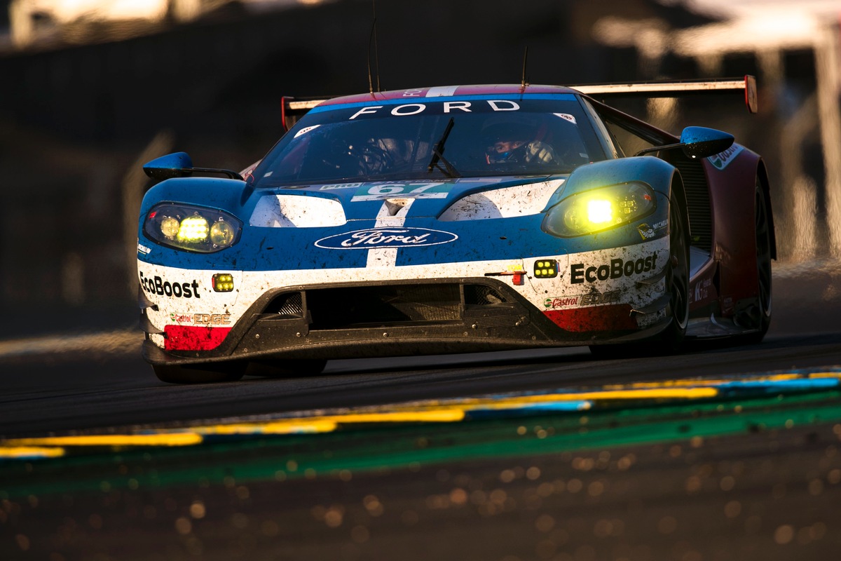 Ford Chip Ganassi Racing holt im Schlussspurt Rang zwei bei den 24 Stunden von Le Mans (FOTO)