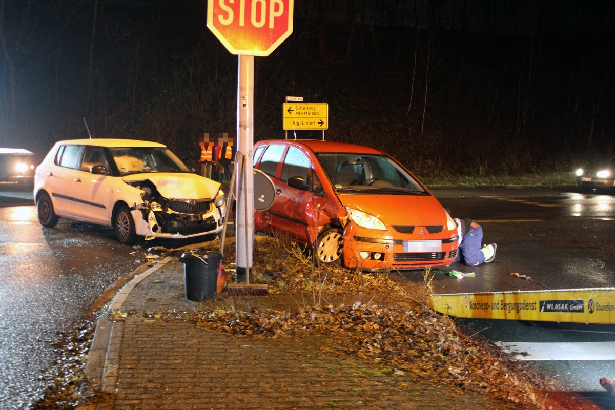 POL-ME: Vier Verletzte und hoher Sachschaden - Ratingen - 1901051