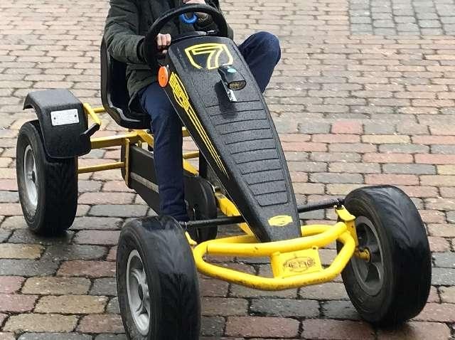 POL-GF: Gokart vom dreist vom Grundstück entwendet - ZEUGEN gesucht!!!