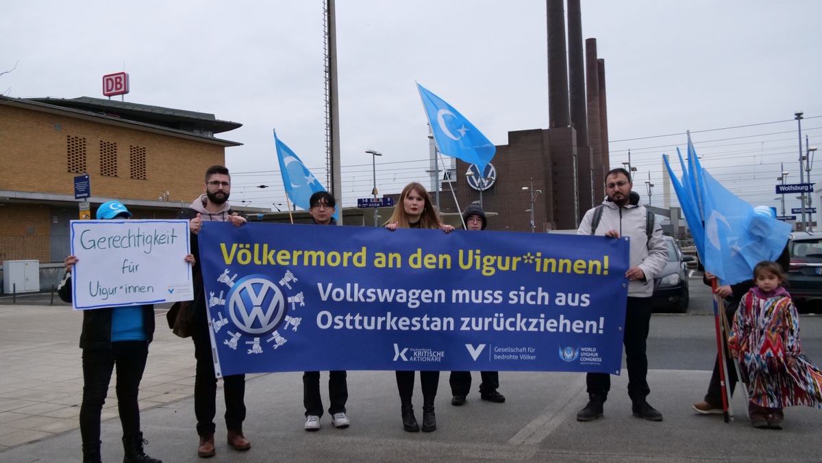 Rückzug von VW aus Xinjiang/Ostturkestan ein „Trauerspiel“: „Menschenrechtslage mit keinem Wort erwähnt“