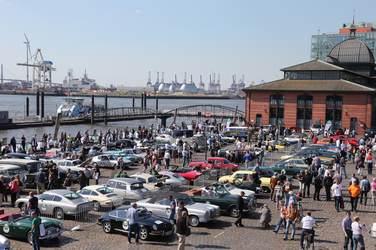 Der Countdown läuft: 180 Oldtimer und Youngtimer gehen bei der 
9. Hamburg-Berlin-Klassik 2016 an den Start