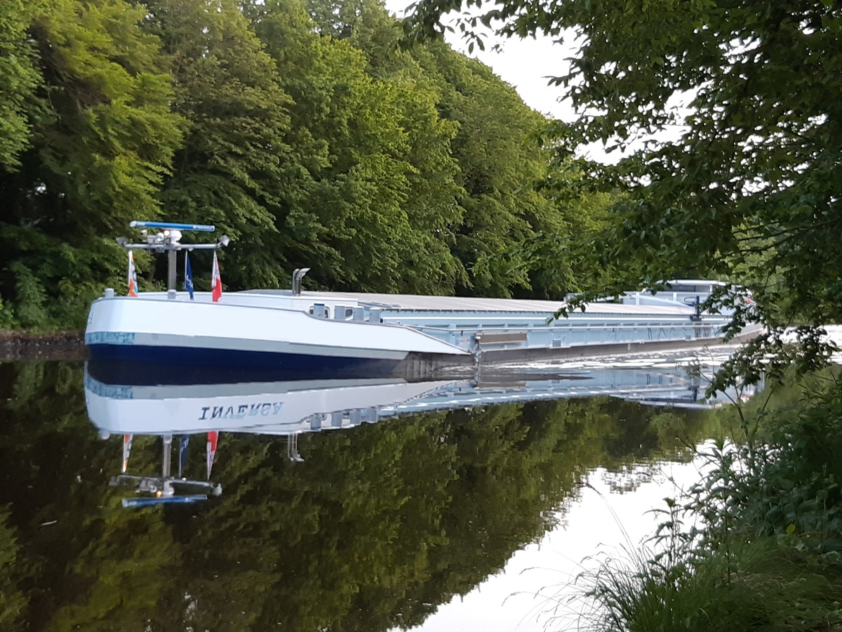 WSPI-OLD: Binnenschiff mit zu großem Tiefgang auf dem Küstenkanal