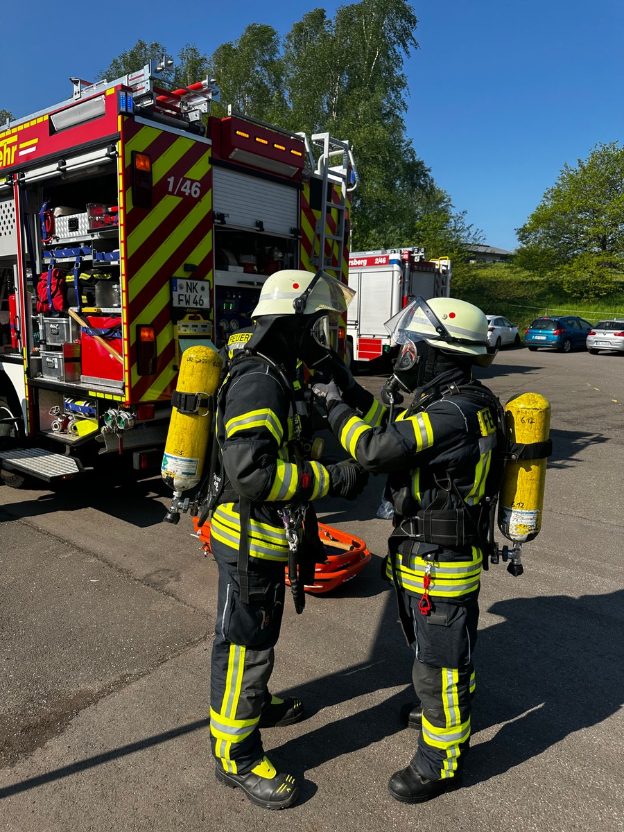 FW LK Neunkirchen: Großübung des ABC-Zugs des Landkreises Neunkirchen