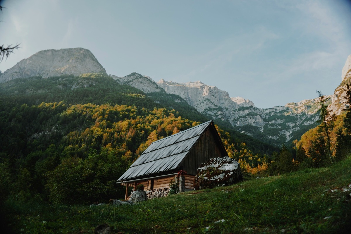 Schlafen wie in den Alpen – Natürlich, erholsam, authentisch