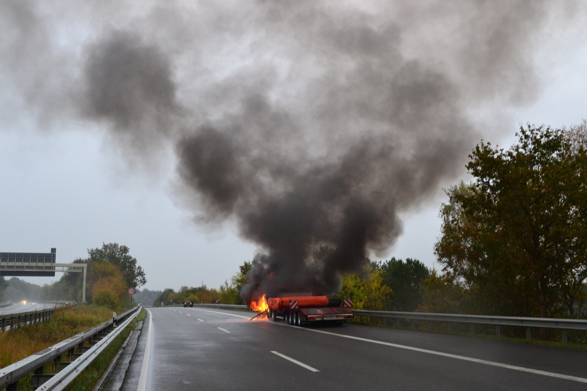 POL-WL: LKW Brand auf der A 7