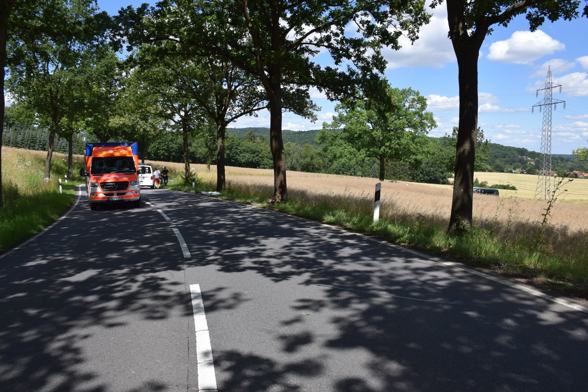 POL-HI: Schwerer Verkehrsunfall mit tödlich verletztem, 31-jährigen Motorradfahrer